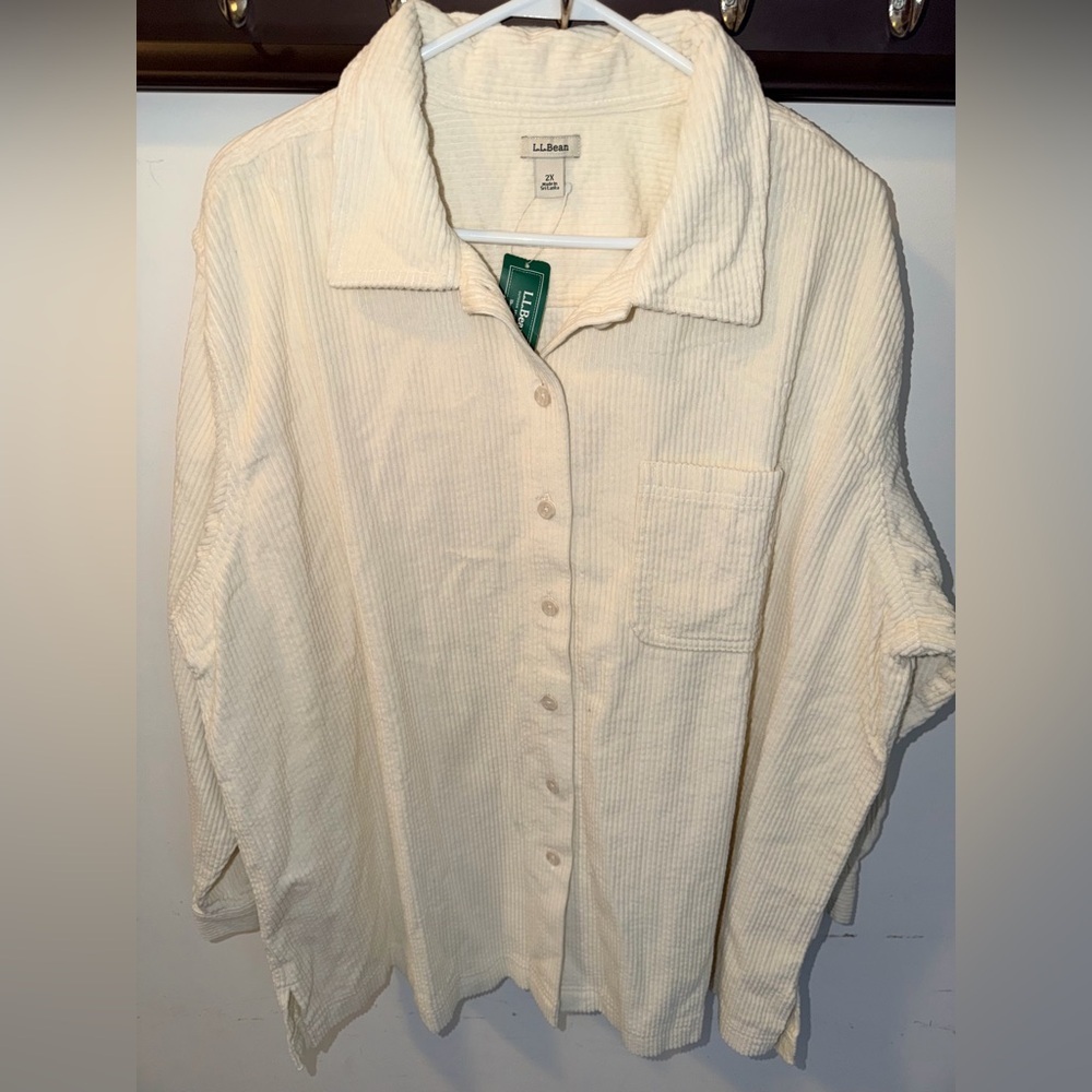 L.L. Bean Cream Men's Shirt - Picture 2 of 6